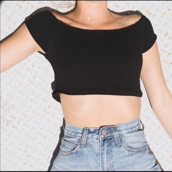 Brandy Melville Tops - Brandy Melville Ellery Top